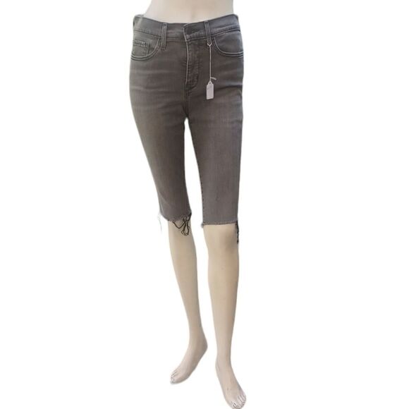 Levi's Pants - 661941....Levi's Gray Shorts Size 29, 12" Inseam 9" Rise